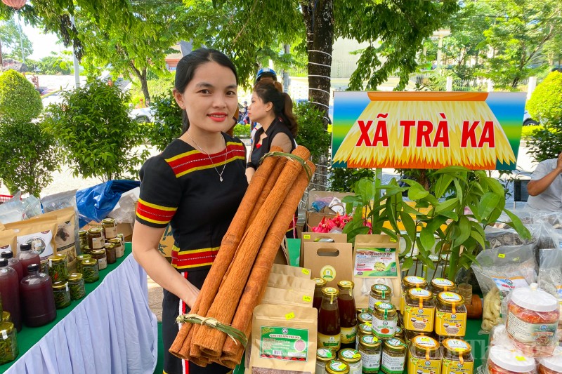 Quảng Nam: Hơn 80 gian hàng tham gia ngày hội quảng bá sản phẩm miền núi