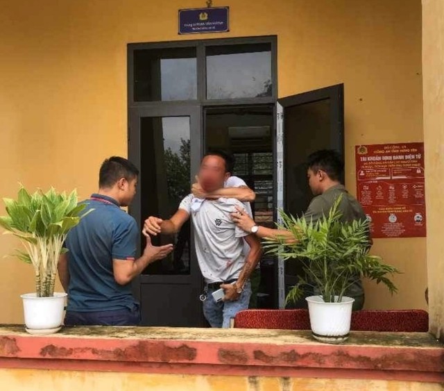 Hưng Yên: Đình chỉ công tác Thượng uý công an xã để điều tra hành vi gây thương tích