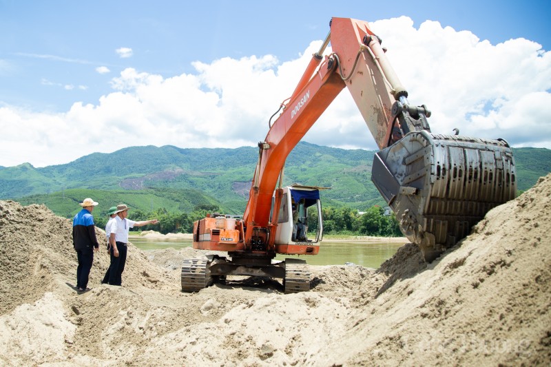 Quảng Nam: Giám sát chặt chẽ hoạt động khai thác cát trên sông Vu Gia