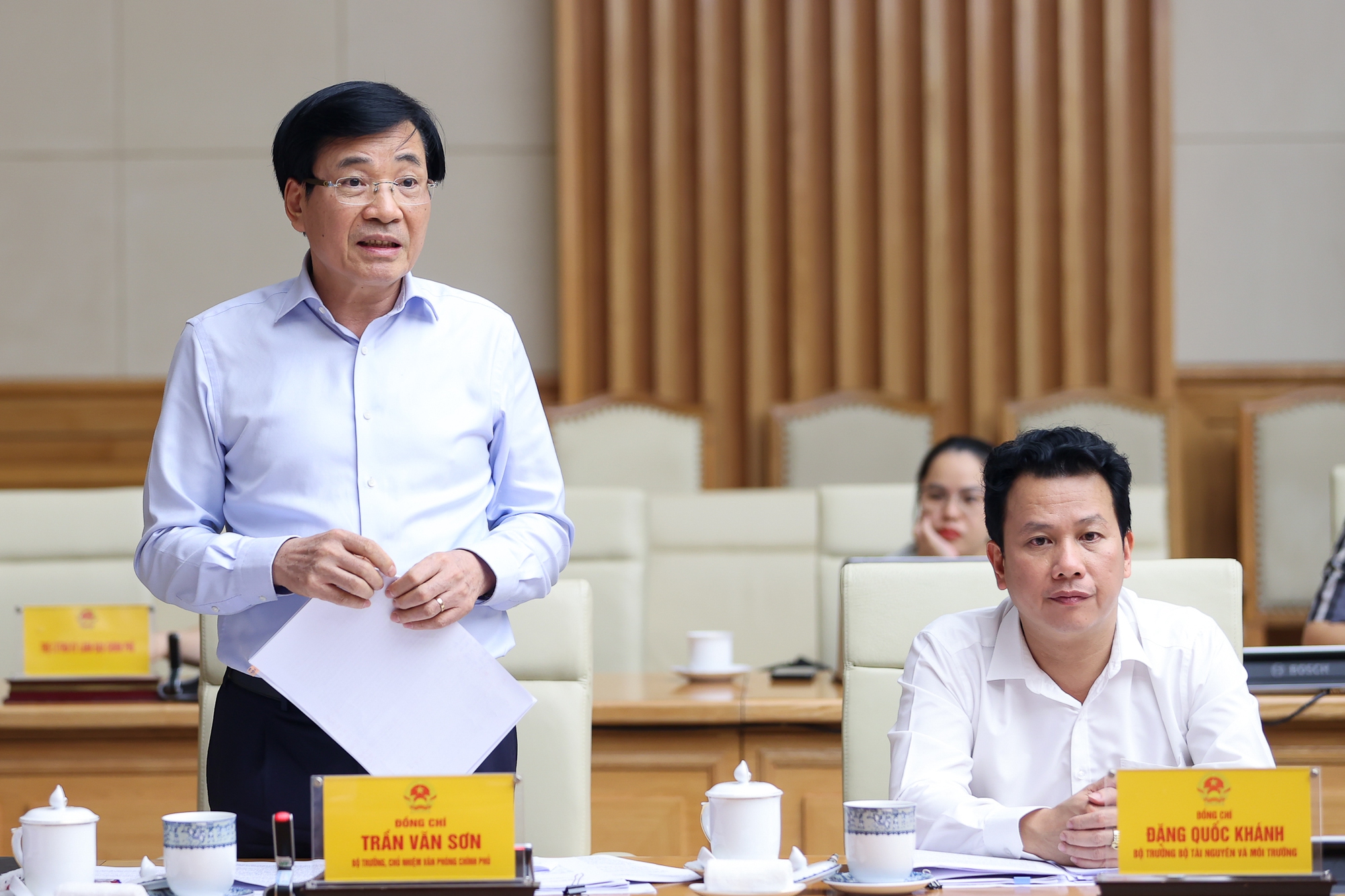 Thủ tướng: Hoàn thành hướng dẫn chính sách đặc thù với TPHCM chậm nhất là ngày 15/8