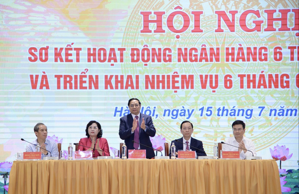 6 tháng đầu năm 2023: Dư nợ tín dụng trên 12,49 triệu tỷ đồng, lãi suất cho vay giảm 3%