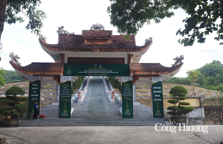 Thăm Nghĩa trang liệt sĩ Nầm, tri ân các anh hùng liệt sĩ Thăm Nghĩa trang liệt sĩ Nầm, tri ân các anh hùng liệt sĩ