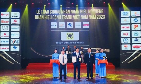 binh dien dau trau top10 nhan hieu noi tieng viet nam nam 2023