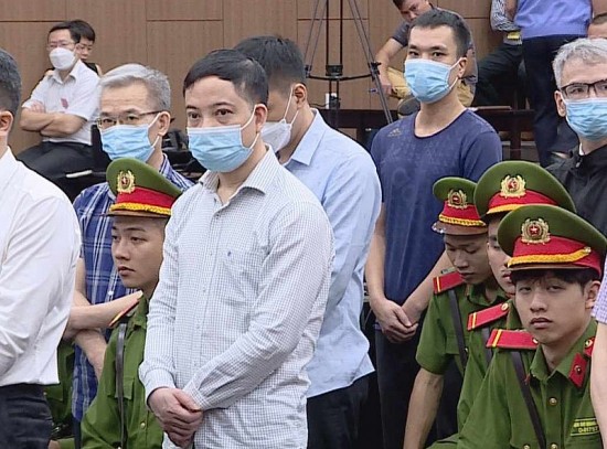 quan diem bao chua cua luat su la xuc pham nhung nguoi dan da trai qua dich covid19