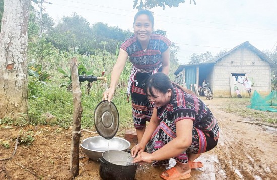 thua thien hue doi song nhan dan vung nong thon mien nui tung buoc duoc cai thien