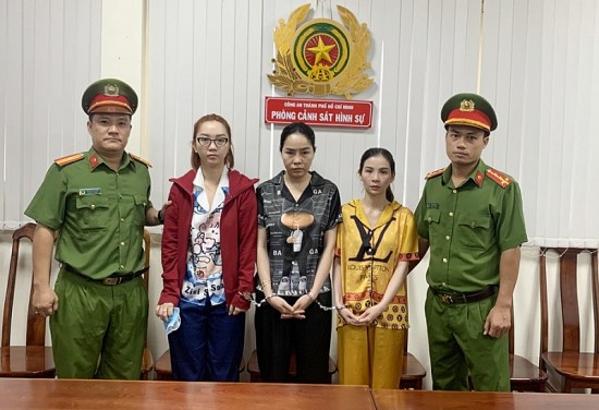 bat nha hang to chuc moi gioi mai dam cho nguoi nuoc ngoai o tp ho chi minh
