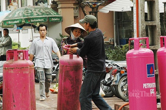 Giá gas hôm nay ngày 11/10/2023: Thế giới, trong nước tăng cao, vì sao?