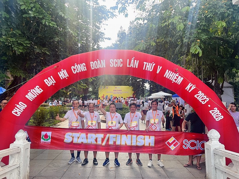 Bảo Minh tham gia giải Marathon chào mừng Đại hội Công đoàn lần thứ V - nhiệm kỳ 2023 - 2028