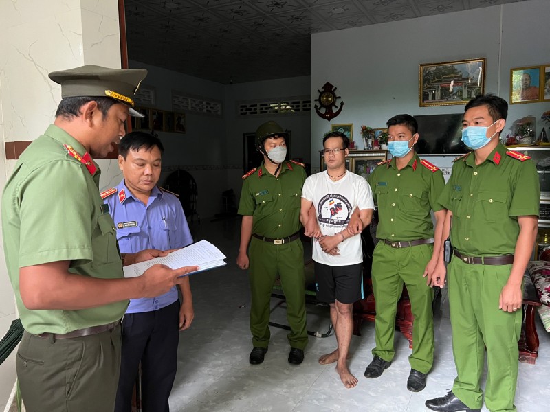 Trà Vinh: Khởi tố, bắt tạm giam hai đối tượng lên mạng xã hội vu khống, xúc phạm tổ chức, cá nhân