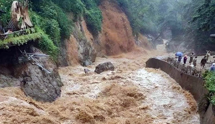 Thời tiết hôm nay ngày 2/8/2023: Vùng núi phía Bắc lũ quét, sạt lở đất