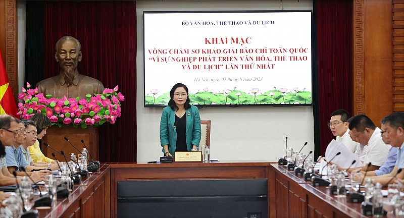 Chấm sơ khảo Giải Báo chí toàn quốc “Vì sự nghiệp phát triển văn hóa, thể thao và du lịch”