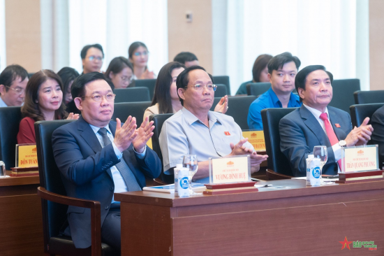 cong bo logo website hoi nghi nghi si tre toan cau lan thu 9