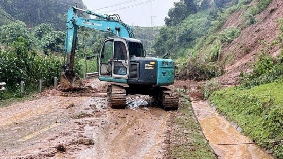 Yên Bái: Mưa to, sạt lở đất, 2 cháu nhỏ thiệt mạng