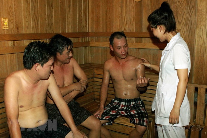 62 năm thảm họa da cam ở Việt Nam: Chung tay xoa dịu nỗi đau da cam 62 năm thảm họa da cam ở Việt Nam: Chung tay xoa dịu nỗi đau da cam