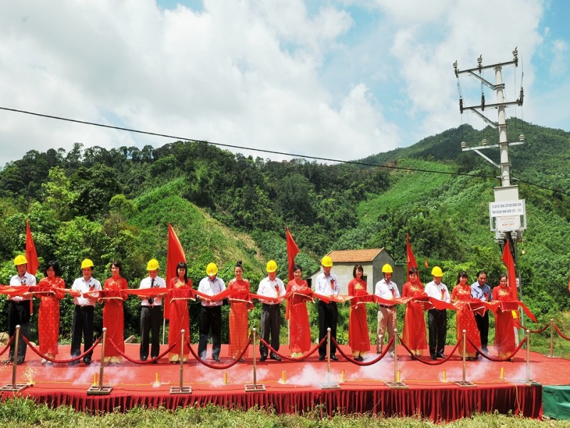 Công ty Điện lực Quảng Ninh: 50 năm đoàn kết, đổi mới, hội nhập và phát triển