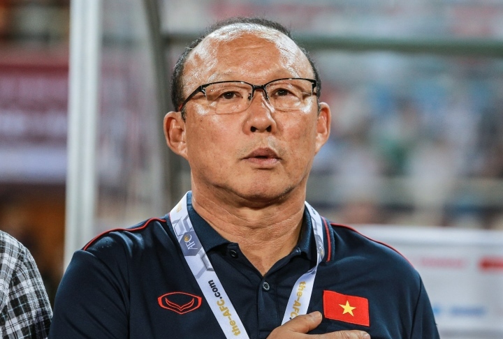HLV Park Hang Seo gửi lời chia buồn đến CLB HAGL.