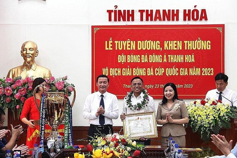 Thanh Hóa: Khen thưởng Câu lạc bộ Bóng đá Đông Á vô địch Cúp Quốc gia năm 2023