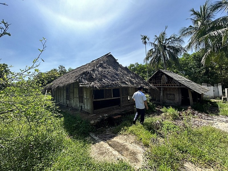 Thanh Hóa: Hàng trăm hộ dân sống ven lòng hồ Yên Mỹ mòn mỏi chờ được đến nơi ở mới