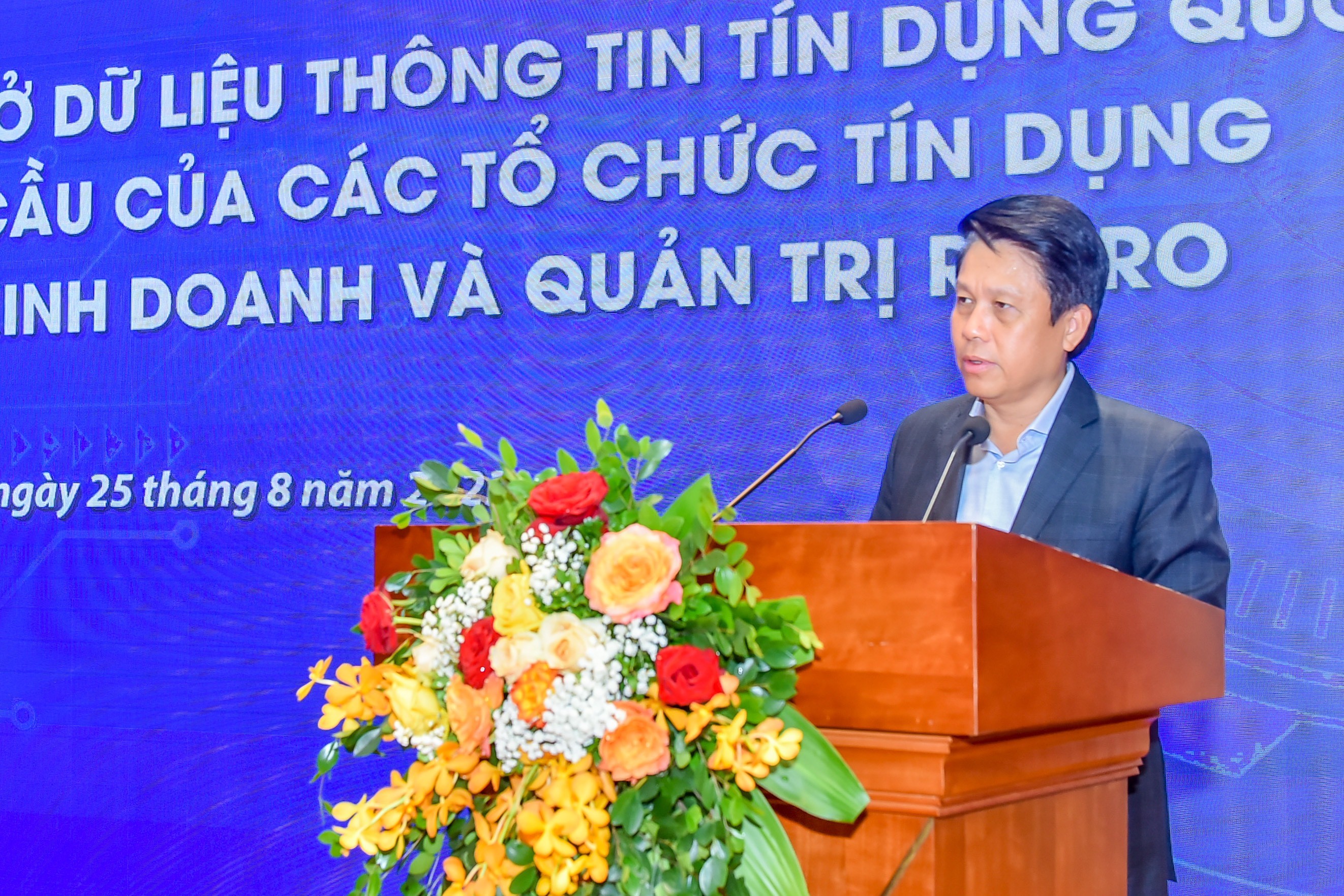 Hoàn thiện thông tin tín dụng, giảm thiểu rủi ro tài chính