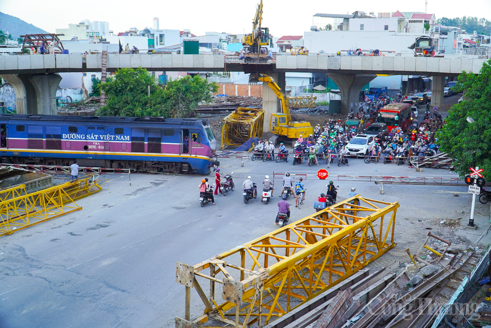 Nút giao thông nghìn tỉ tại Nha Trang trước ngày thông xe 3/4 nhánh Nút giao thông hơn 1.300 tỷ đồng tại Nha Trang trước ngày thông xe