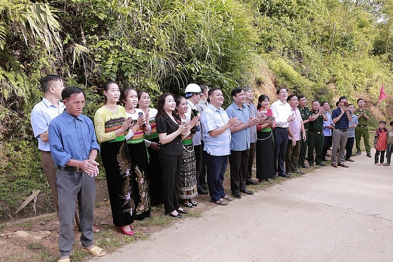 Thanh Hóa: Người dân bản nghèo Sài Khao có “ánh sáng” trước ngày đón Tết Độc lập 2/9