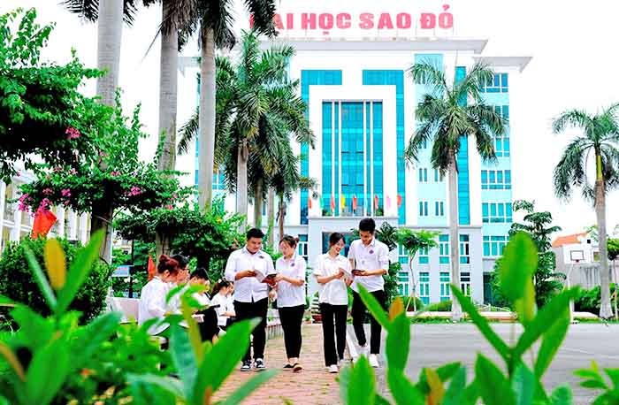 Trường Đại học Sao Đỏ