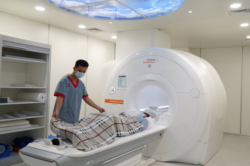 Chụp miễn phí 1.000 ca MRI não, mạch máu não cho người dân miền Trung