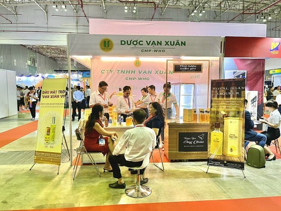 Vạn Xuân đẩy mạnh tiếp cận trực tiếp khách du lịch quốc tế tại ITE HCMC 2023