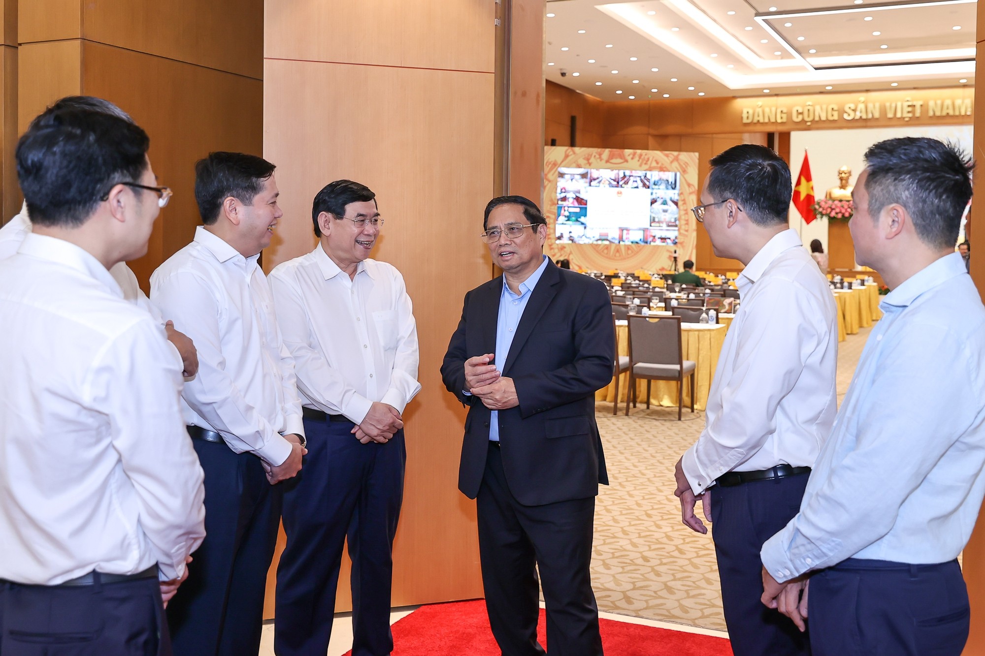 Các doanh nghiệp “sếu đầu đàn” kiến nghị gì với Thủ tướng?