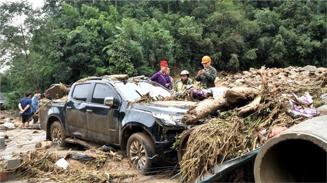 Thị xã Sa Pa: Chủ động ứng phó, tích cực tìm kiếm nạn nhân mất tích