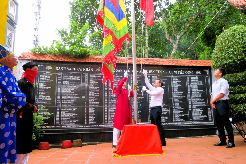 Hải Phòng: Quận Đồ Sơn tổ chức Lễ dâng hương, thượng cờ khai Hội Lễ hội Chọi Trâu truyền thống năm 2023