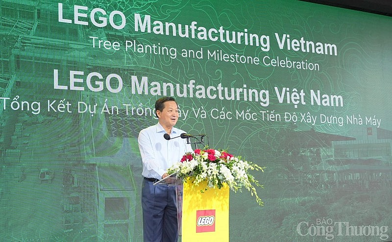 Tập đoàn Lego trồng 50.000 cây xanh tại nhà máy ở Bình Dương