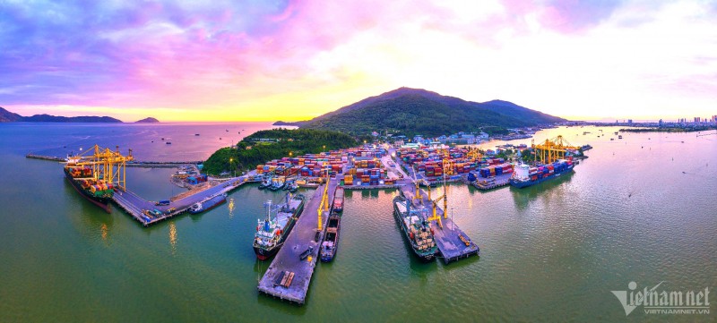 Cận cảnh cảng biển hiện đại bậc nhất Việt Nam nhờ số hóa cơ sở hạ tầng Cận cảnh cảng biển hiện đại bậc nhất Việt Nam nhờ số hóa cơ sở hạ tầng