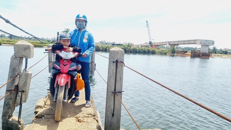 Cận cảnh loạt công trình trăm tỉ "đắp chiếu" tại Quảng Nam Cận cảnh loạt công trình trăm tỉ "đắp chiếu" tại Quảng Nam