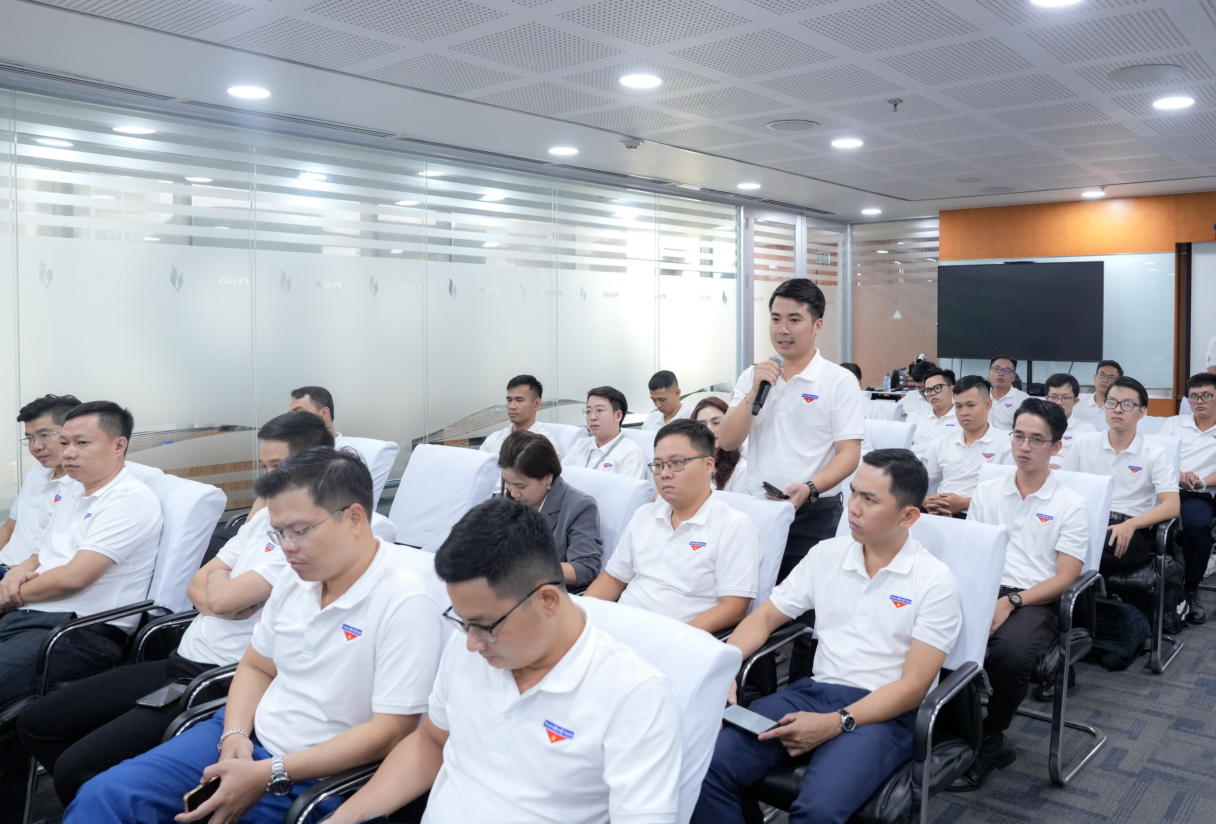 “Quy hoạch điện VIII và cơ hội của PV GAS – Góc nhìn từ thanh niên”