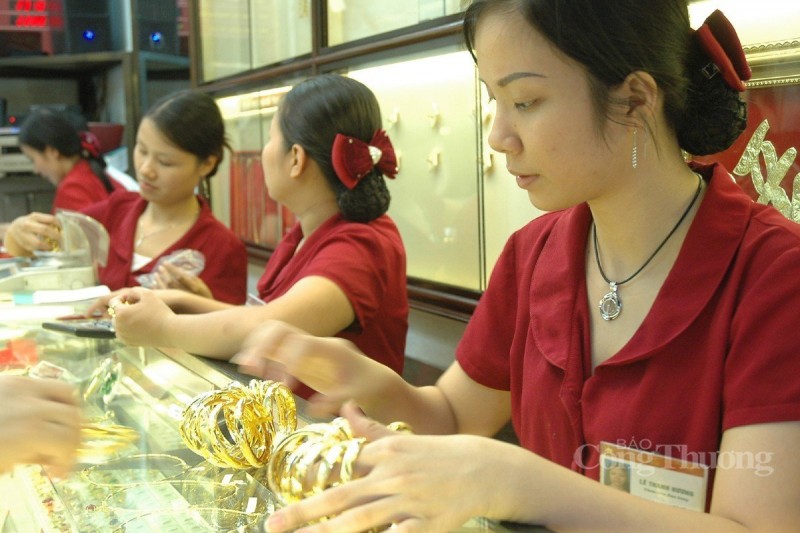 Dự báo giá vàng ngày mai 08/02/2025