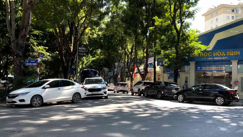 Vỉa hè, lòng đường Hà Nội vẫn "đâu vào đấy" sau nhiều đợt ra quân xử lý Vỉa hè, lòng đường Hà Nội vẫn "đâu vào đấy" sau nhiều đợt ra quân xử lý