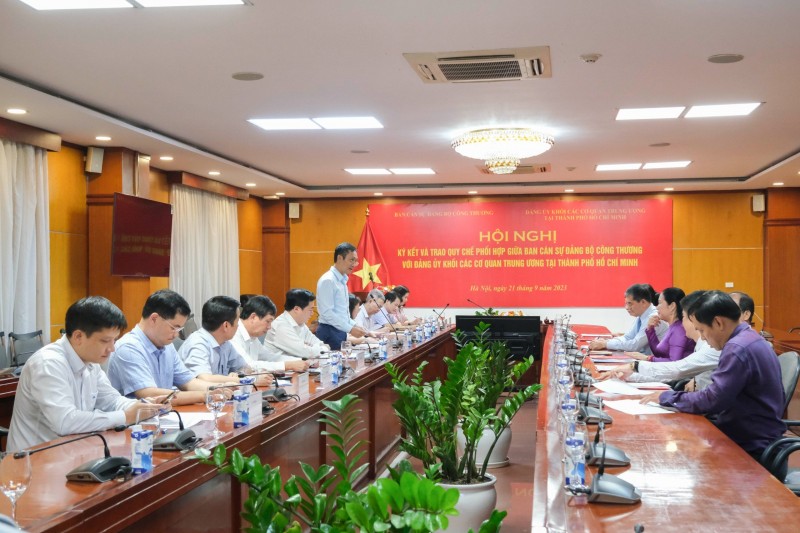 Tăng cường phối hợp về công tác đảng giữa Bộ Công Thương và Đảng uỷ Khối
