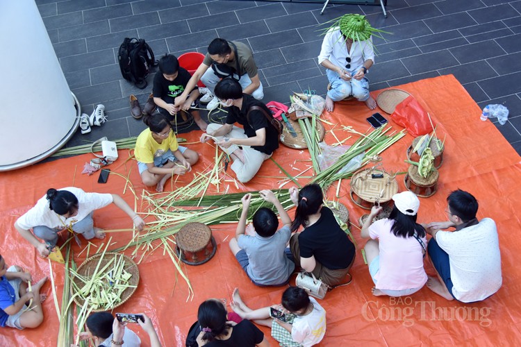 Nhiều hoạt động Trung thu hấp dẫn tại bảo tàng Dân tộc học Việt Nam Nhiều hoạt động Trung thu hấp dẫn tại bảo tàng Dân tộc học Việt Nam