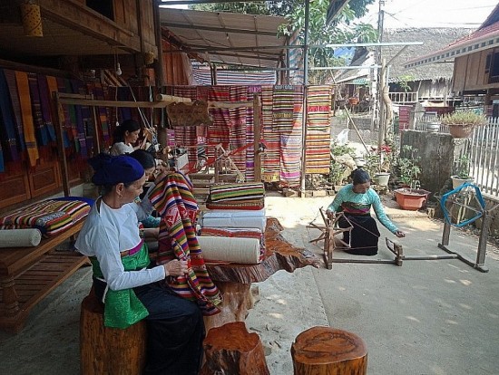 Thanh Hóa: Bảo tồn, phát huy và phát triển tiếng nói, chữ viết, trang phục đồng bào dân tộc thiểu số