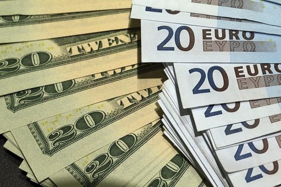 Tỷ giá Euro hôm nay 2/10/2023: Giá Euro tăng, giảm trái chiều, nơi bán cao nhất 28.993 VND/EUR