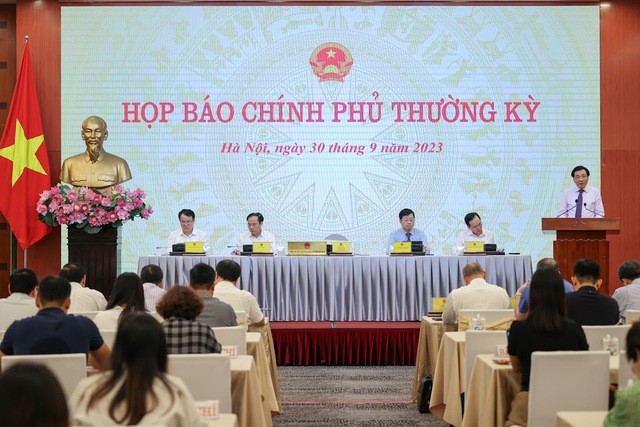 Tình hình kinh tế - xã hội tháng 9 năm 2023: Công nghiệp, dịch vụ nhiều điểm sáng