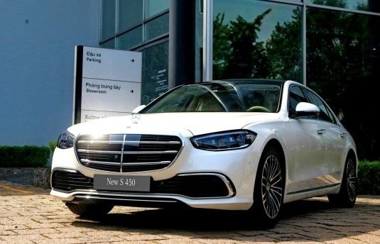 hon 4400 chiec mercedesbenz tai thi truong viet lanh an trieu hoi