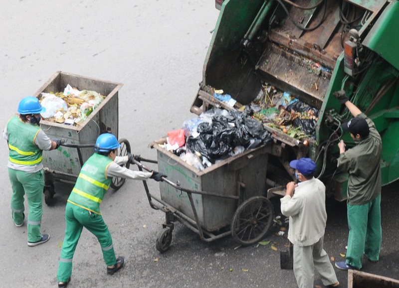 Thay vì phải chôn lấp vừa mất quỹ đất, vừa ô nhiễm môi trường, công nghệ khí hóa tạo vòng đời mới cho rác thải    			Ảnh minh họa: Cấn Dũng