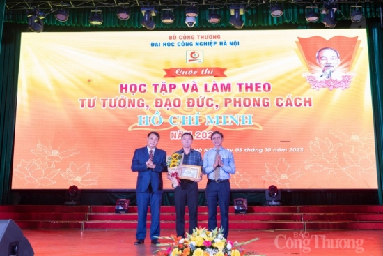 Đêm chung kết Cuộc thi "Học tập và làm theo tư tưởng, đạo đức phong cách Hồ Chí Minh" của HaUI