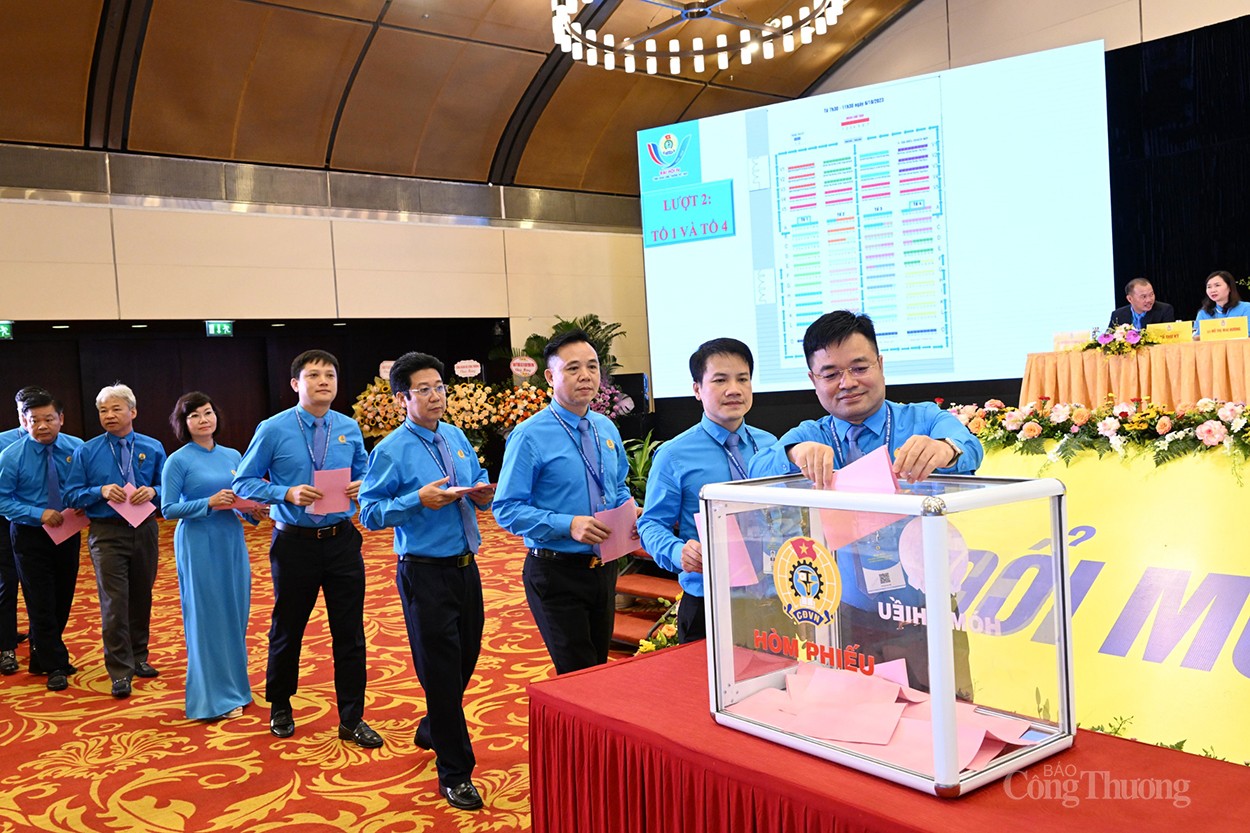 Chùm ảnh: Toàn cảnh Đại hội Công đoàn Công Thương Việt Nam lần thứ IV, nhiệm kỳ 2023 - 2028 Chùm ảnh: Toàn cảnh Đại hội Công đoàn Công Thương Việt Nam lần thứ IV, nhiệm kỳ 2023 - 2028