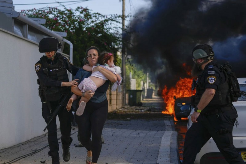 Bị Hamas tấn công, Israel ban bố tình trạng chiến tranh