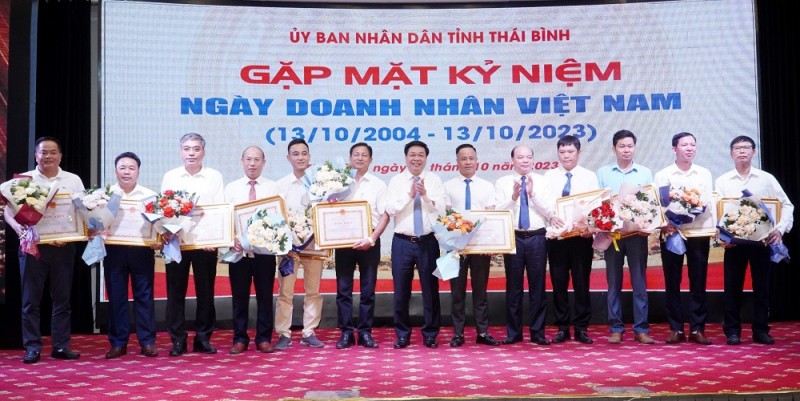 Thái Bình: Tôn vinh 61 tập thể, cá nhân là doanh nghiệp, doanh nhân