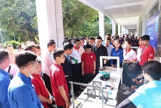 Sôi động Ngày hội STEM quốc gia 2023 tại Đại học Bách Khoa Hà Nội