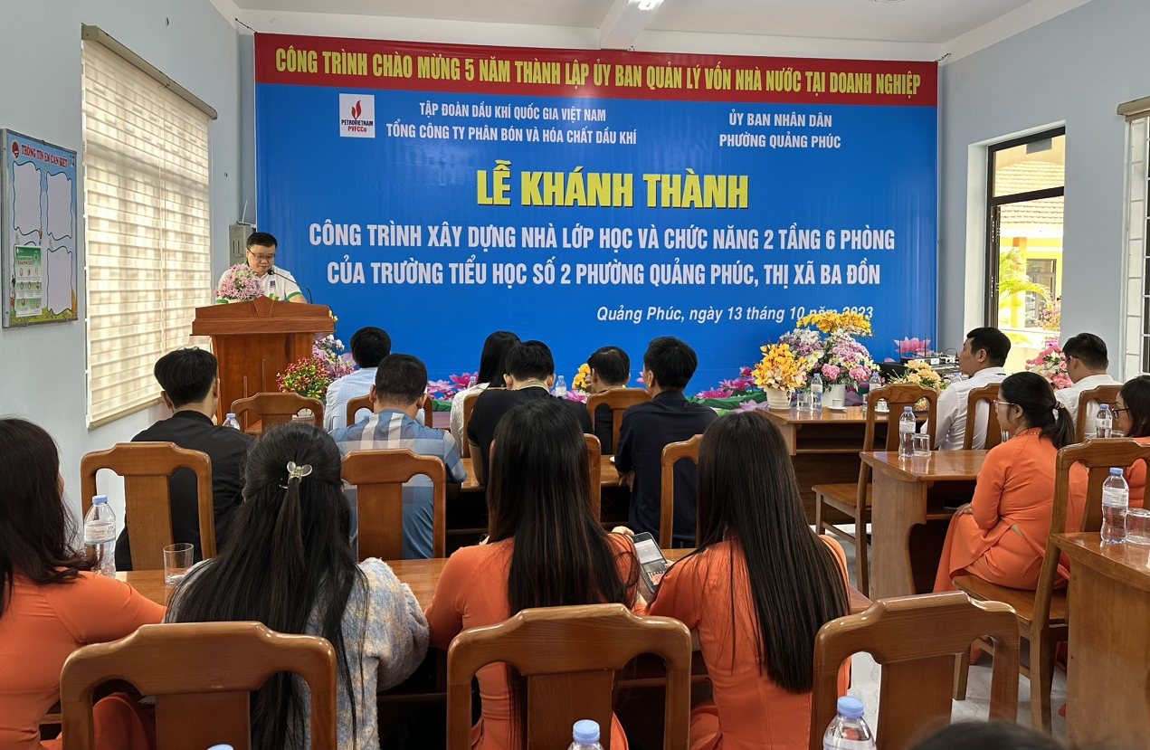 Khánh thành Nhà lớp học và chức năng của Trường tiểu học số 2, thị xã Ba Đồn, tỉnh Quảng Bình